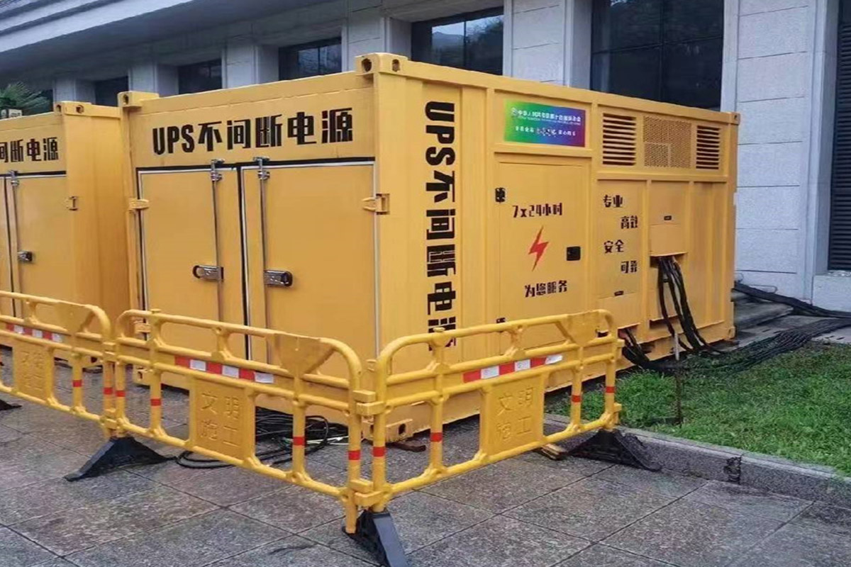 美兰发电机租赁施工现场